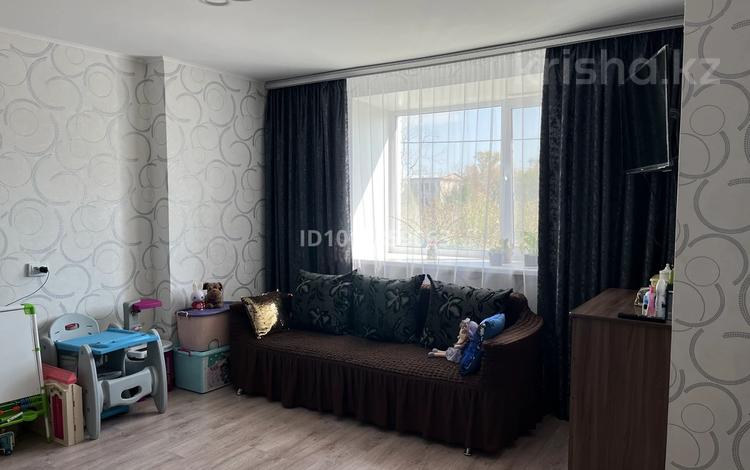 1-бөлмелі пәтер · 40.5 м² · 1/9 қабат, Братьев Дюсенбиновых 4, бағасы: 19 млн ₸ в Павлодаре — фото 2