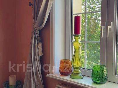 Отдельный дом · 7 комнат · 600 м² · 14 сот., Оспанова 83 — Оспанова за 950 млн 〒 в Алматы, Медеуский р-н