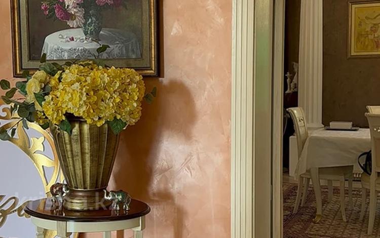 Отдельный дом · 7 комнат · 600 м² · 14 сот., Оспанова 83 — Оспанова за 806 млн 〒 в Алматы, Медеуский р-н — фото 5