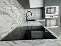 1-комнатная квартира · 50 м² · 3/5 этаж, Бухар-Жырау 75 за 15 000 ₸ в Караганде, Казыбек би р-н — фото 3
