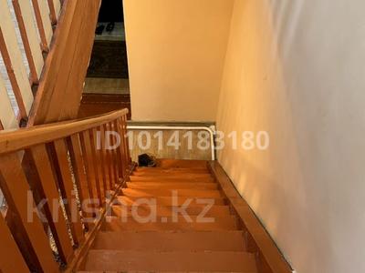 Жеке үй · 4 бөлме · 70 м² · 4 жүзд., С.Шакирова 164 — Уг.Рыскулова, бағасы: 19 млн ₸ в Толе би