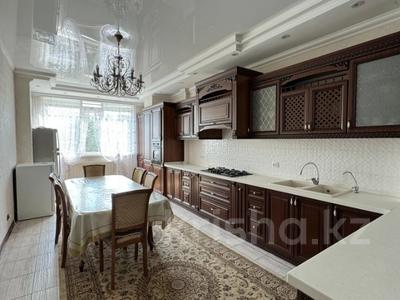 5-комнатная квартира · 205 м² · 3/4 этаж, мкр 8, Санкибай батыра 253/6 — Г Жубанова за 60 млн ₸ в Актобе