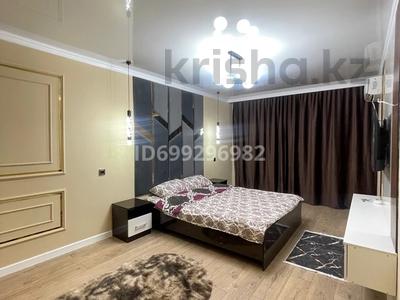 1-комнатная квартира · 49 м² · 2/5 этаж, проспект Махамбета за 15 000 ₸ в Кульсары