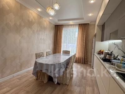 Жеке үй · 5 бөлме · 228 м² · 4.5 жүзд., Махамбет батыра 48/1, бағасы: 48.5 млн ₸ в Уральске