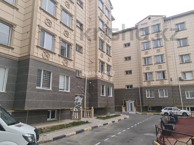 2-комнатная квартира, 81 м², 5/5 этаж, мкр Нуртас ? за 37 млн 〒 в Шымкенте, Каратауский р-н