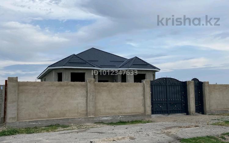 Отдельный дом · 6 комнат · 208 м² · 10 сот., ул. Алатау за 18.7 млн ₸ в Таразе — фото 23