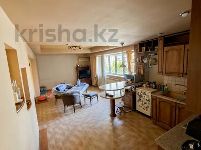 5-комнатная квартира · 130 м² · 5/5 этаж, Кабанбай батыра за 118 млн ₸ в Алматы, Медеуский р-н