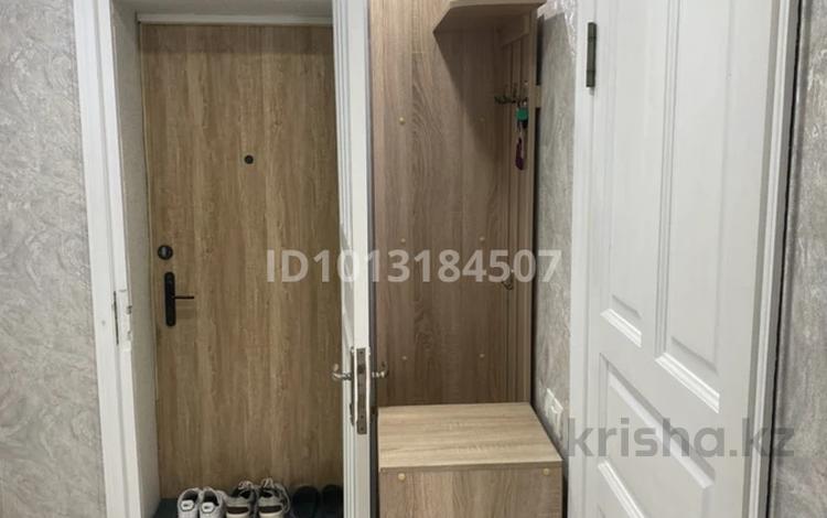 3-комнатная квартира · 65 м² · 2/4 этаж, 1-й мкр 3 за 180 000 ₸ в Актау — фото 2