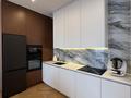 2-комнатная квартира · 72 м² · 8/10 этаж, Байтурсынова — Квартира с шумоизоляцией и паркетом на полу в деловом центре Алматы — редкое предложение даже в этом бюджете. за 112 млн ₸ в Бостандыкский р-н — фото 10