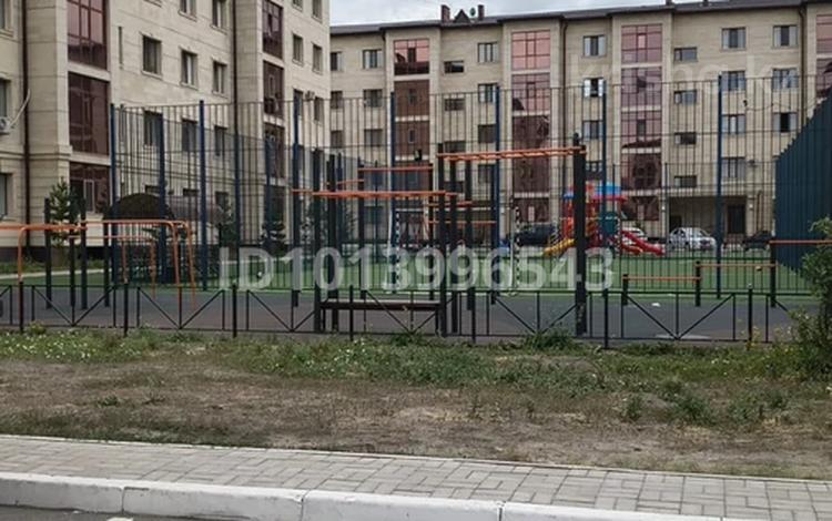 2-комнатная квартира · 63 м² · 5/5 этаж, мкр Юго-Восток, Муканова 51/8 — Напротив магазина «Овощной», рядом с кафе-мороженым «Айза» за 30 млн ₸ в Караганде, Казыбек би р-н — фото 2