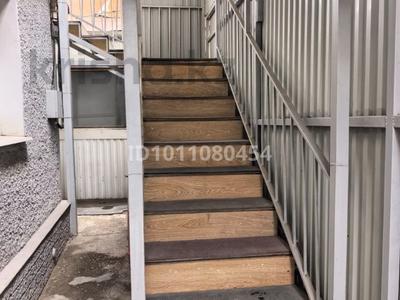 2 комнаты · 60 м² · 2/2 этаж, мкр Тастак-2, Брюллова 11 — Тлендиева за 300 000 〒 в Алматы, Алмалинский р-н