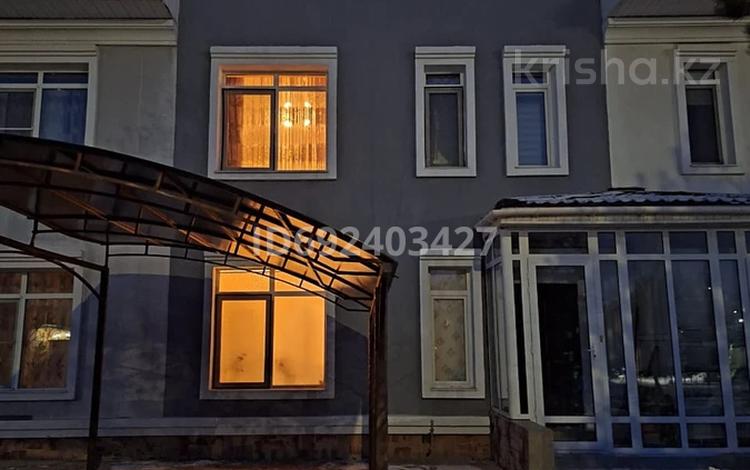 Часть дома • 3 комнаты • 113 м² • 3.2 сот., Будапешт 6 за 68 млн 〒 в Астане, Есильский р-н — фото 2
