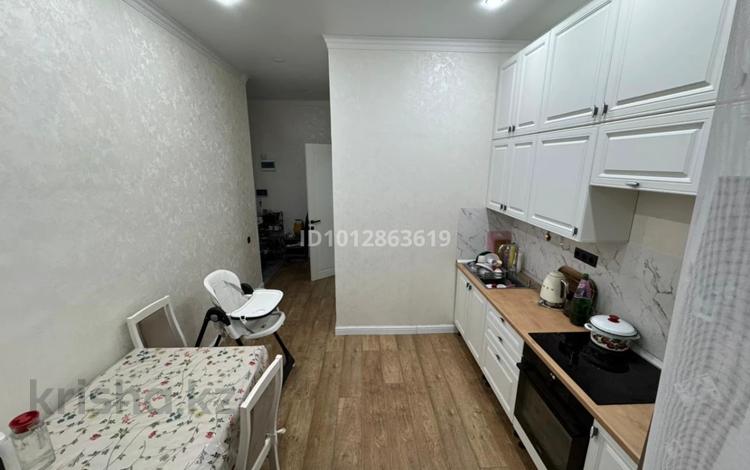 1-комнатная квартира · 43 м² · 4/5 этаж, мкр Юго-Восток, Кенжина 1/1 блок А, Б за 19.5 млн ₸ в Караганде, Казыбек би р-н — фото 2