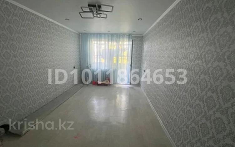 2-бөлмелі пәтер · 46.2 м² · 5/5 қабат, Просп. Абулхаир Хана 157, бағасы: 16 млн ₸ в Уральске, мкр Школьник — фото 16