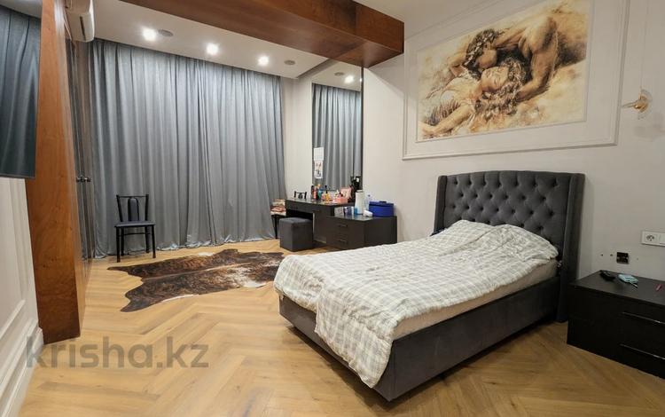 5-бөлмелі пәтер · 170 м² · 8/10 қабат, Бухар Жырау, бағасы: 205 млн ₸ в Алматы, Бостандыкский р-н — фото 14
