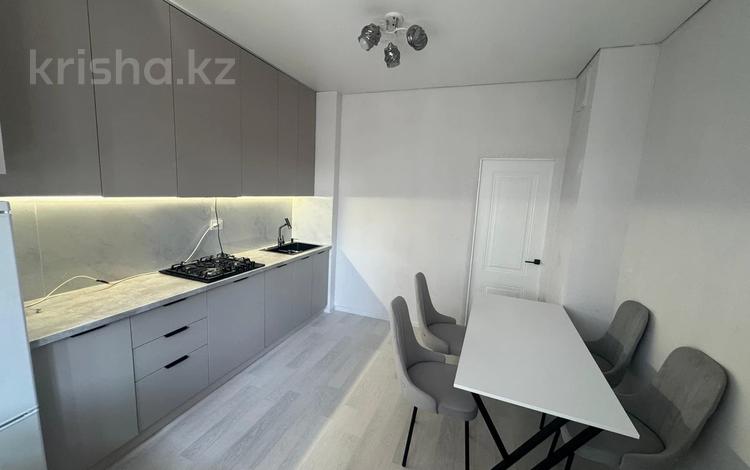 1-бөлмелі пәтер · 43.3 м² · 4/5 қабат, Ақсай-3А ш/а. 48, бағасы: 31 млн ₸ в Алматы, Ауэзовский р-н — фото 39