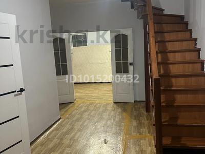 Часть дома · 4 комнаты · 152 м² · 10 сот., мкр Уркер — Сыпыра Жырау за 35 млн ₸ в Астане, Нура р-н