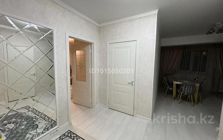 2-комнатная квартира · 55 м² · 2/9 этаж, Жунисова 8/5 за 32.9 млн ₸ в Алматы, Наурызбайский р-н — фото 9