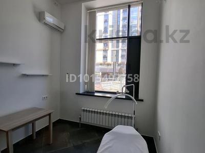 Салоны красоты, медцентры и аптеки, кабинеты и рабочие места, студии · 20 м² за 250 000 ₸ в Алматы, Бостандыкский р-н