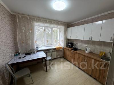 2-комнатная квартира · 55 м² · 1/5 этаж, Заводская за 9.5 млн 〒 в Петропавловске