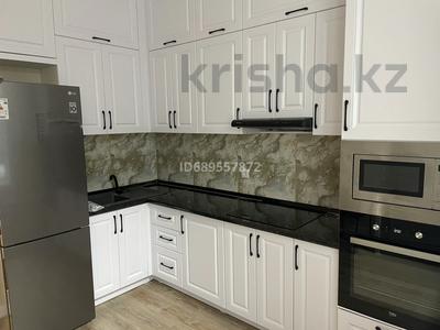 2-комнатная квартира, 70 м², 9/9 этаж помесячно, проспект Мангилик Ел участок 41 за 250 000 〒 в Астане, Есильский р-н