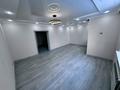 3-бөлмелі пәтер · 100 м² · 3/9 қабат, Гагарина 1, бағасы: 33 млн ₸ в Уральске — фото 7