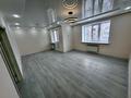 3-бөлмелі пәтер · 100 м² · 3/9 қабат, Гагарина 1, бағасы: 33 млн ₸ в Уральске — фото 22