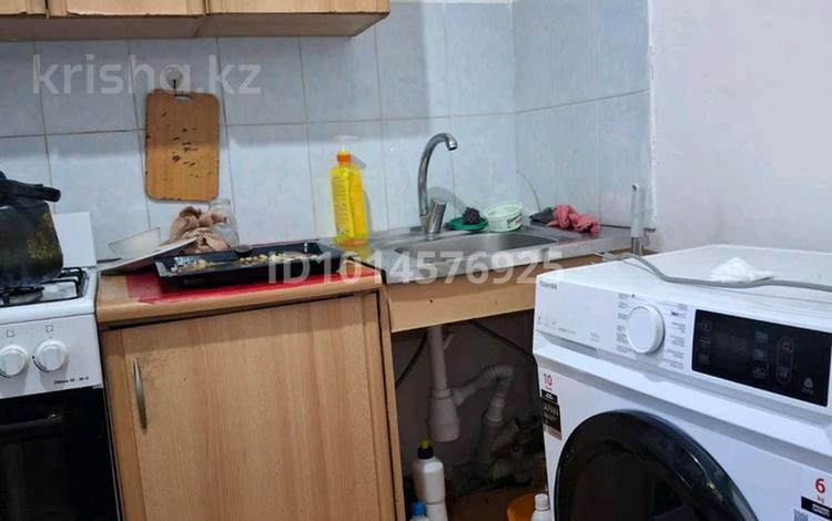 2-комнатная квартира · 44 м² · 1/4 этаж, мкр №5 4а — Алтынсарина уг Куанышбаева за 240 000 ₸ в Алматы, Ауэзовский р-н — фото 5