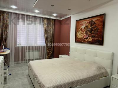 3-комнатная квартира · 100 м² · 4/9 этаж, мкр Нурсая, Абулхаир хана 70 за 50 млн 〒 в Атырау