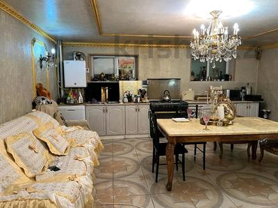 Аренда домов или дач в Шымкенте: Отдельный дом · 5 комнат · 270 м², мкр 112 квартал б/н за 250 000 〒 Отдельный дом · 5 комнат · 270 м², мкр 112 квартал б/н за 250 000 〒 в Шымкенте, Туран р-н