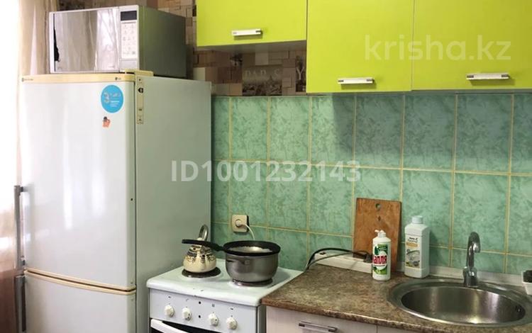 1-бөлмелі пәтер · 36 м² · 2/5 қабат, Кабанбай батыра 43 — Бурова, бағасы: 2 000 ₸ в Усть-Каменогорске, Ульбинский — фото 2