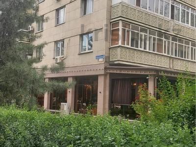 1-бөлмелі пәтер · 41.7 м² · 5/5 қабат, проспект Нурсултана Назарбаева 42 — Макатаева, бағасы: 27.5 млн ₸ в Алматы, Медеуский р-н