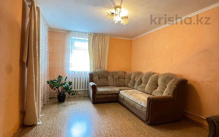 Отдельный дом · 3 комнаты · 76 м² · 5 сот., Жуковского 117 — Байганина за 18 млн ₸ в Актобе — фото 2