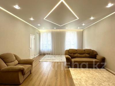 3-комнатная квартира · 111 м² · 3/12 этаж, Аль-Фараби 5 за 102 млн ₸ в Астане, Есильский р-н