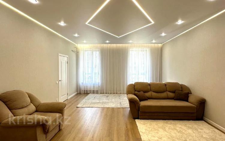 3-комнатная квартира · 111 м² · 3/12 этаж, Аль-Фараби 5 за 102 млн ₸ в Астане, Есильский р-н — фото 19