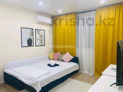 1-комнатная квартира · 52 м² · 12/12 этаж, мкр Акбулак, Байтерекова 49а за 15 000 〒 в Алматы, Алатауский р-н