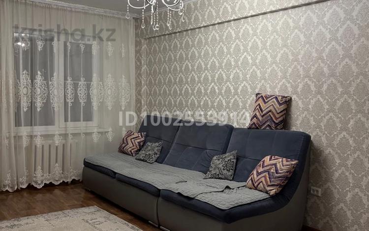 3-бөлмелі пәтер · 60.9 м² · 2/5 қабат, Казахстан 78а — Зеленый базар,Библиотека им.Пушкина,35школа, бағасы: 24 млн ₸ в Усть-Каменогорске, Ульбинский — фото 2