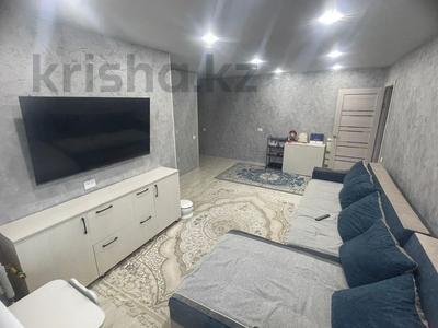 2-комнатная квартира · 45.8 м² · 3/5 этаж, Ауэзова 13 за 23 млн 〒 в Усть-Каменогорске