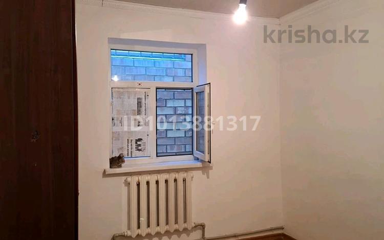 Отдельный дом · 4 комнаты · 67 м² · 5 сот., Исатай тайманов 33 за 9 млн ₸ в  — фото 2