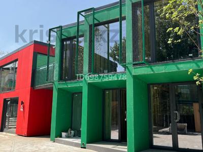 Свободное назначение, офисы, магазины и бутики, общепит, салоны красоты, медцентры и аптеки, развлечения, конференц-залы, кабинеты и рабочие места, студии · 112 м² за 2.8 млн 〒 в Алматы, Алмалинский р-н