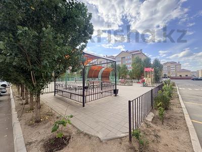 2-бөлмелі пәтер · 91 м² · 5/5 қабат, Алтын орда ш/а., бағасы: 32 млн ₸ в Актобе, мкр. Алтын орда