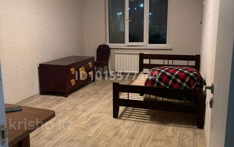 1-комнатная квартира · 42 м² · 1/8 этаж, Б. Момышулы 5 за 180 000 ₸ в Алматы, Алатауский р-н — фото 2