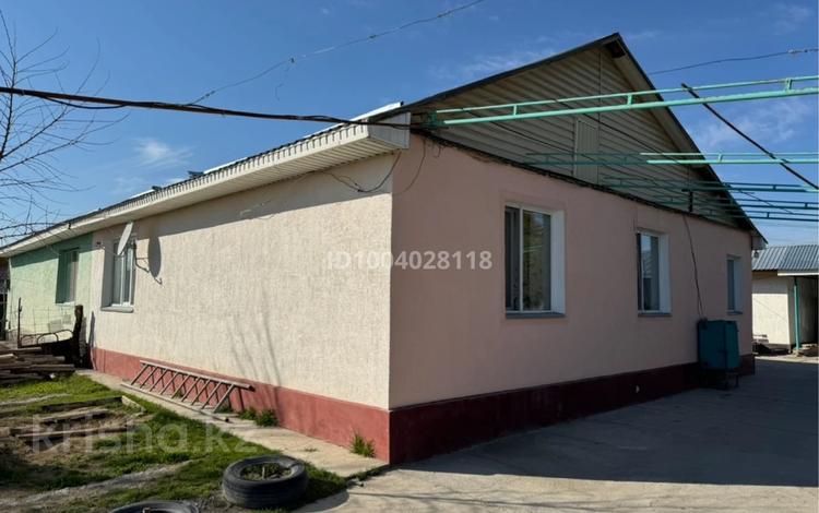 Отдельный дом · 6 комнат · 85 м² · 8 сот., Алтынсарин 39 — Ш.Қалдаяқов көшесіндегі газонның тұсы за 11 млн ₸ в Асе — фото 2