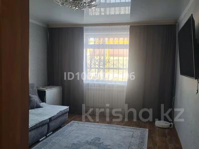 3-комнатная квартира · 61 м² · 1/2 этаж, мкр Новый Город, Затаевич 95 за 19 млн 〒 в Караганде, Казыбек би р-н