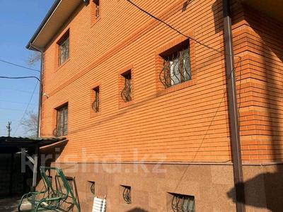 Отдельный дом · 7 комнат · 360 м², мкр Архат — Навои за 1.5 млн 〒 в Алматы, Бостандыкский р-н