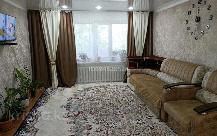3-комнатная квартира · 69 м² · 1/5 этаж, 4 мкр за 21.5 млн ₸ в Аксае — фото 2