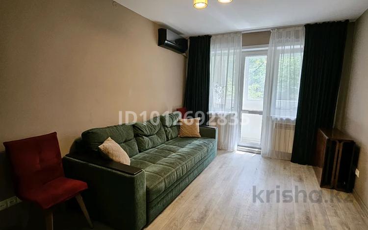 3-комнатная квартира · 59 м² · 2/4 этаж, мкр №5 34 — Станция метро "Москва" за 330 000 ₸ в Алматы, Ауэзовский р-н — фото 2