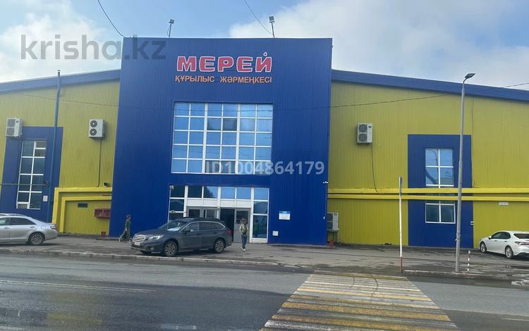 Магазины и бутики · 35 м² за 5 млн ₸ в Актобе, мкр. Курмыш — фото 2