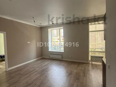 2-бөлмелі пәтер · 43 м² · 4/10 қабат, Туран 40/1, бағасы: 300 000 ₸ в Астане, Есильский р-н