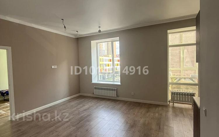 2-комнатная квартира · 43 м² · 4/10 этаж, Туран 40/1 за 300 000 ₸ в Астане, Есильский р-н — фото 2